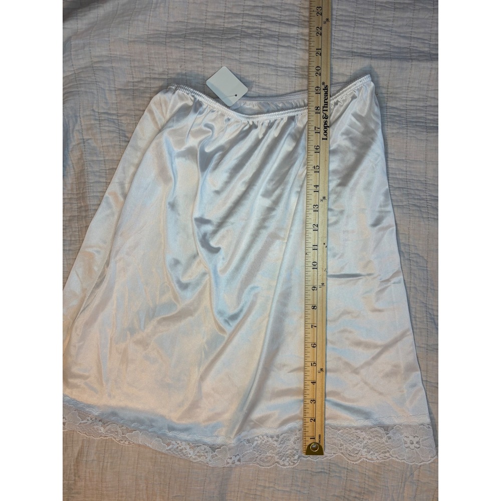 Vintage Antron III Nylon Half Slip Ivory White Lace Trim Medium Made in USA